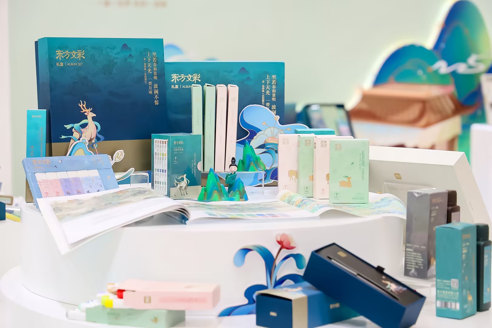 3 s36沙龙会东方文彩系列部分产品展示.jpg